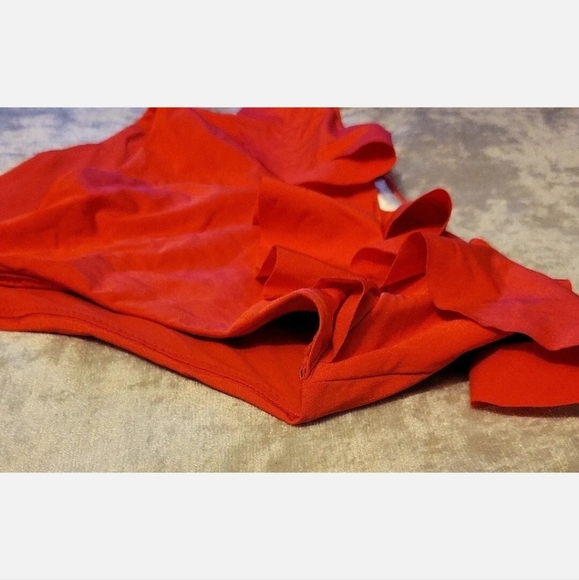 NWT Brazilian Bikini Bottom Red Ruffled Size 2 - Picture 4 of 4